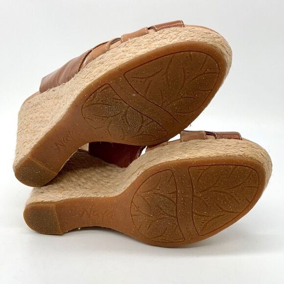 Naya ‘Coretta’ Wedge  - Picture 9 of 10